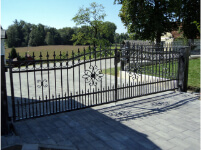 Ograje Dečman s.p. - Umetno kovaštvo in kovane ograje - Vrata - Primer sličice 061